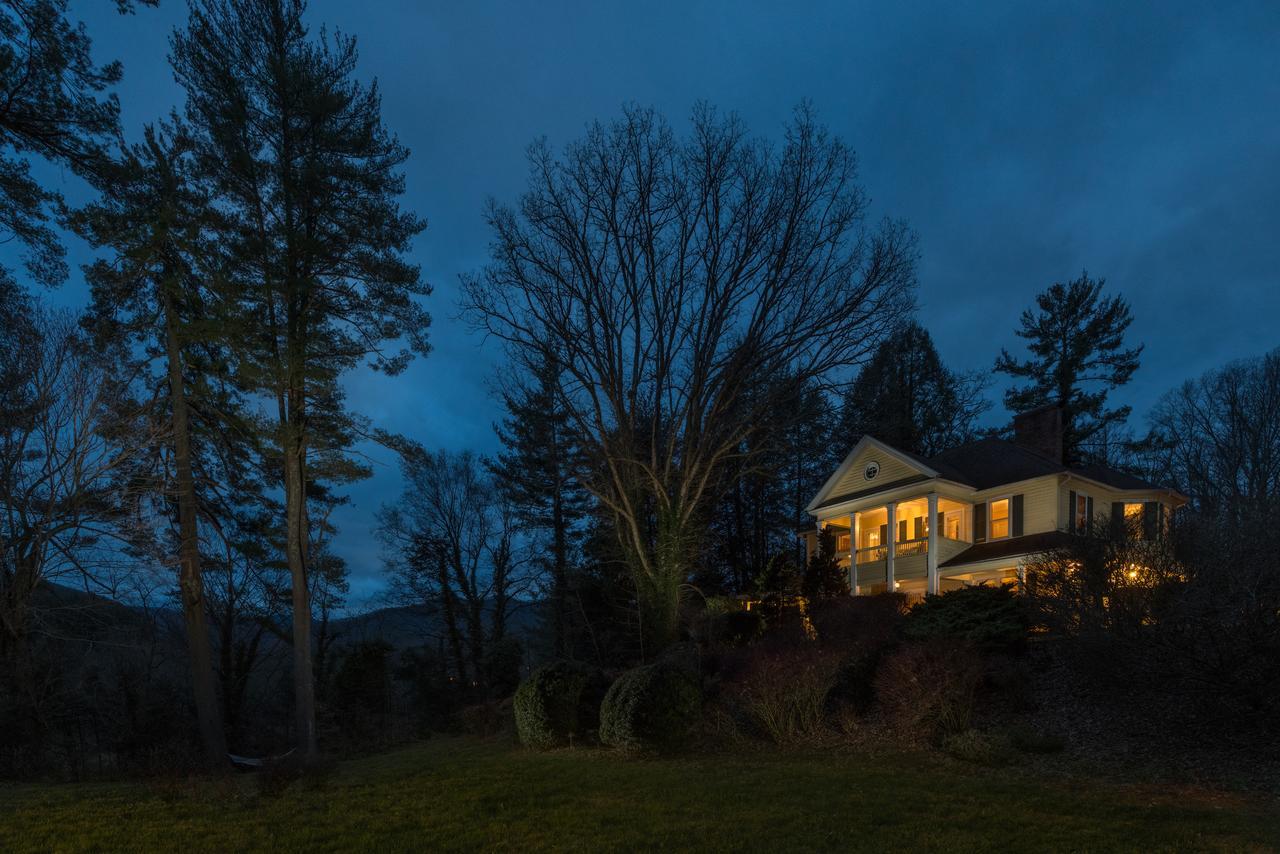 The Yellow House On Plott Creek Waynesville Exterior photo